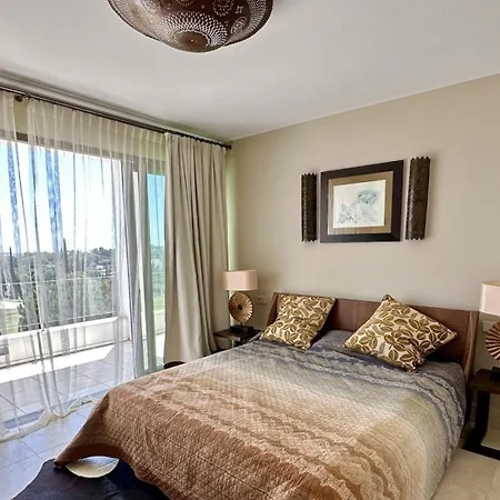 Luxurious Penthouse With Spectacular Panoramic Views