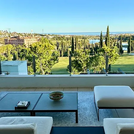 アパート Luxurious Penthouse With Spectacular Panoramic Views エステポナ